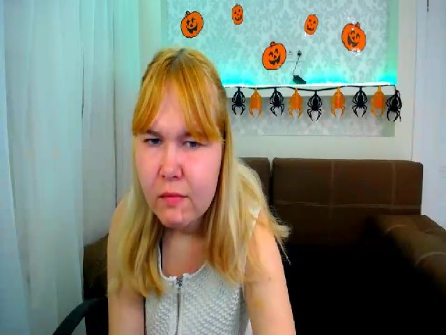Live sex webcam photo for Helen_Swon #270941409