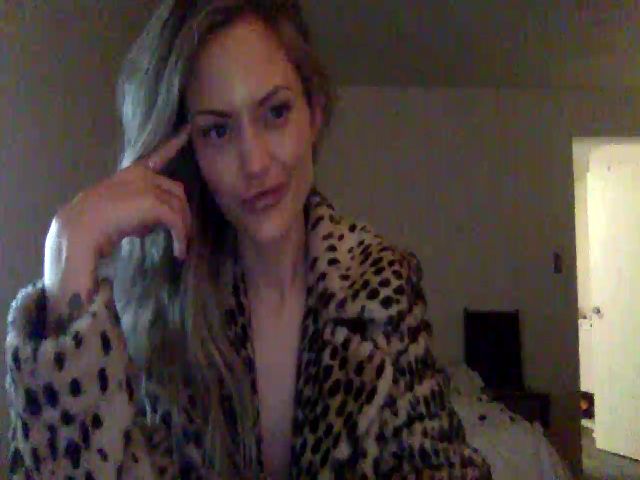 Live sex webcam photo for Fire_Sign1 #270937011