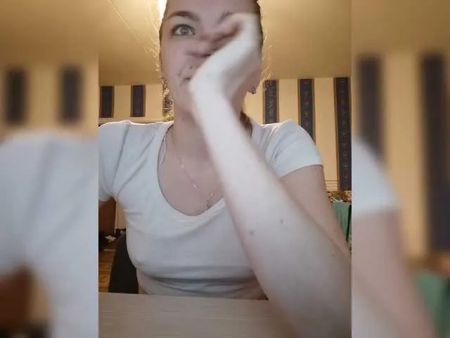 Live sex webcam photo for LanaDel2828 #270938422