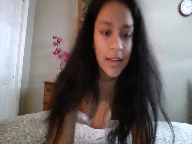 Live sex webcam photo for Adrianaxo1 #270944902