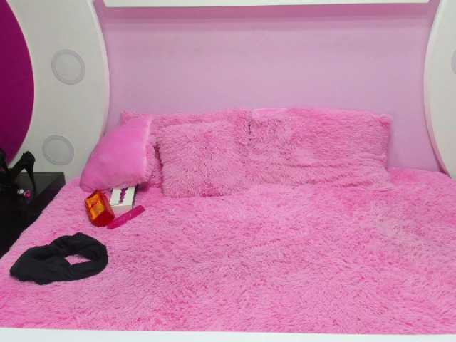 Live sex webcam photo for tammisimpsom #270929804