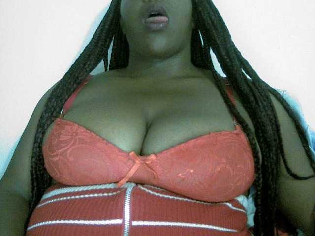 Live sex webcam photo for Courney #270930211