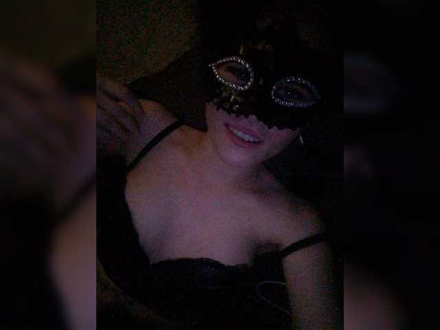 Live sex webcam photo for Molly-sex #270942877