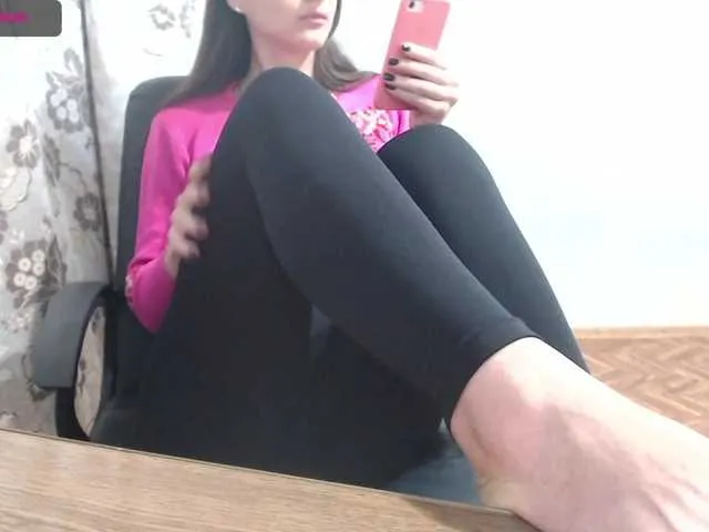 Live sex webcam photo for Lapochka2 #270961675