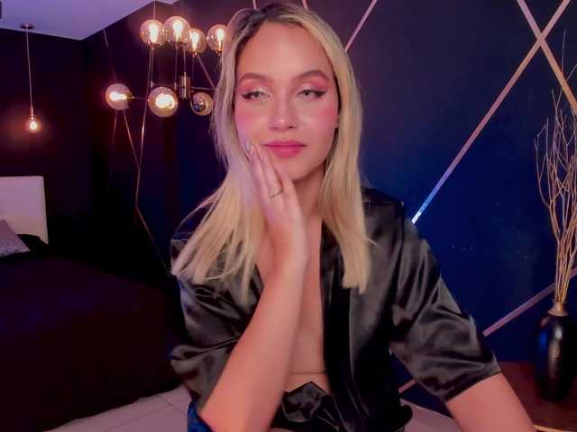 Live sex webcam photo for IbizaX #270948212