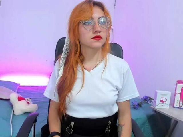 Live sex webcam photo for Diamond-Valer #270949211