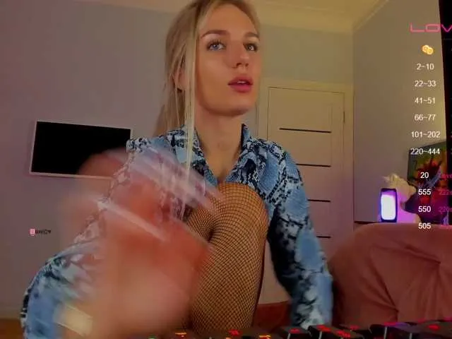 Live sex webcam photo for EnlivenLuv #270948004