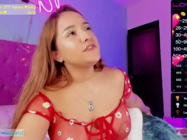 Live sex webcam photo for LittleToxic #270953722