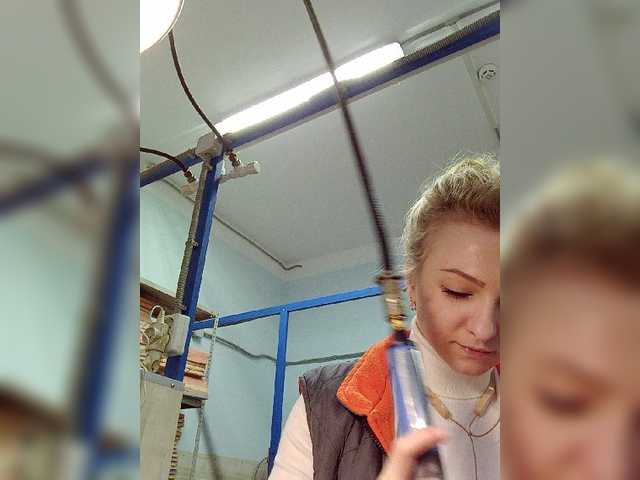 Live sex webcam photo for Anesteishen #270953099