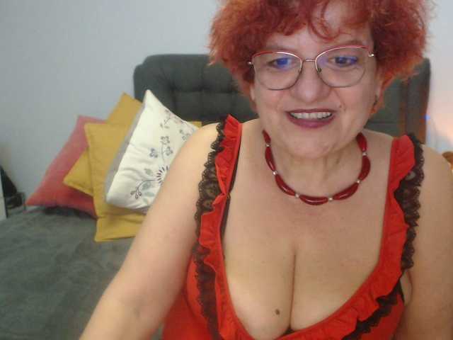 Live sex webcam photo for maggiemilff68 #270953921