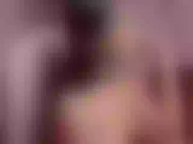 Live sex webcam photo for Sun-kissed1 #270948799