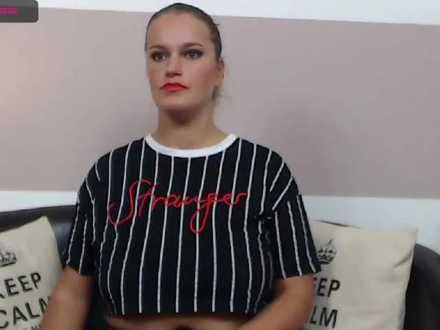 Live sex webcam photo for Roselyn25 #270953646