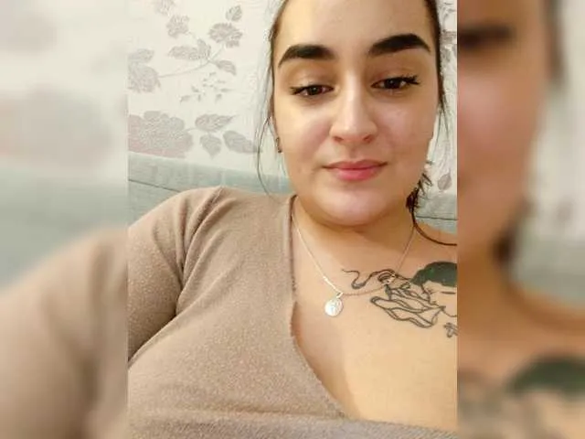 Live sex webcam photo for MilaLav #270956640