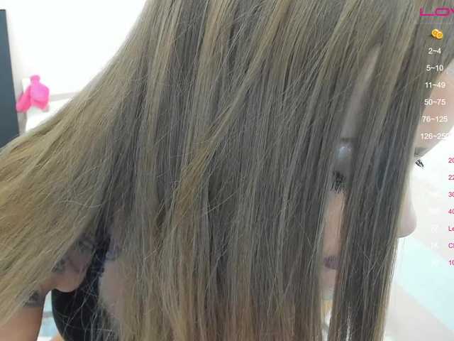 Live sex webcam photo for Wild-Angel777 #288005989