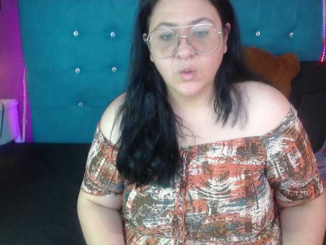 Live sex webcam photo for ginnylicious- #270953680