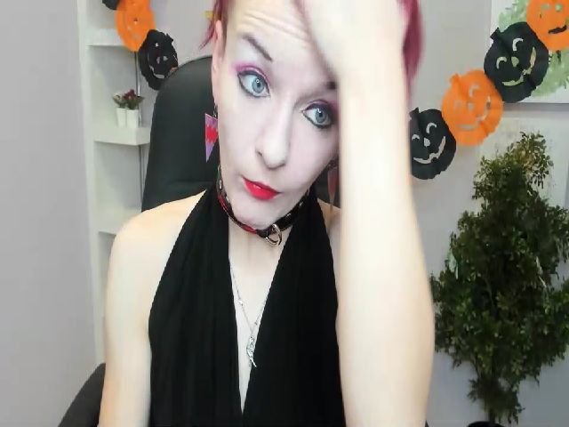 Live sex webcam photo for RubyBlaze #270952804