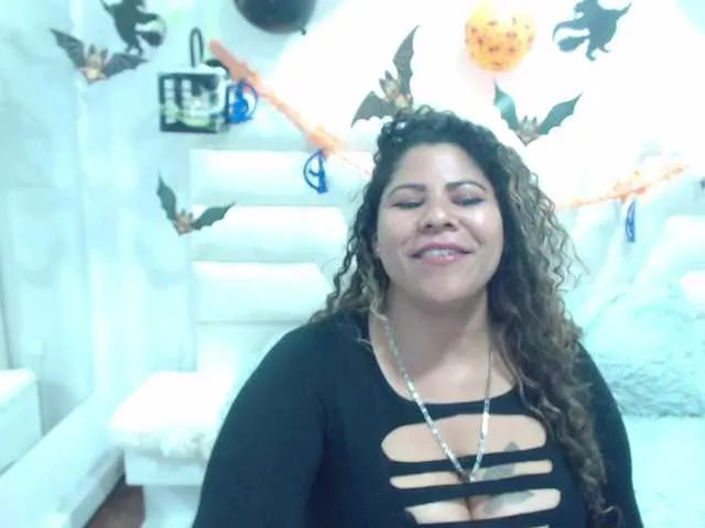 Live sex webcam photo for Brenda-star #270962310