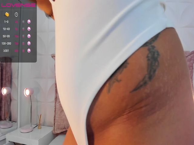 Live sex webcam photo for Kendry_ #270950082