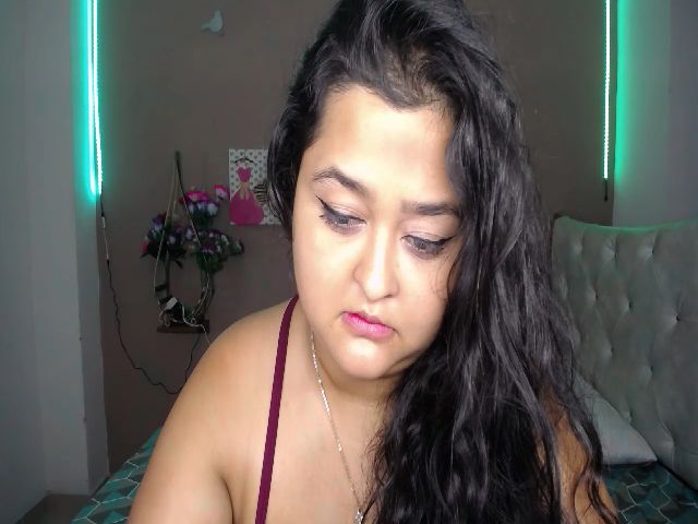 Live sex webcam photo for Mia_palmira #270959433