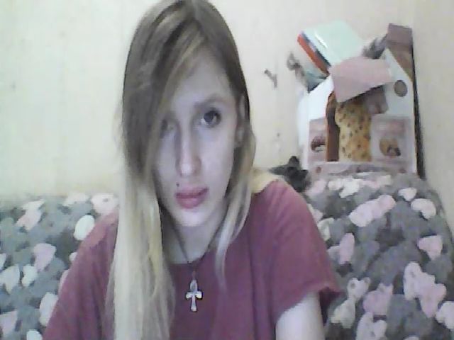 Live sex webcam photo for GuiltyKitty #270954976