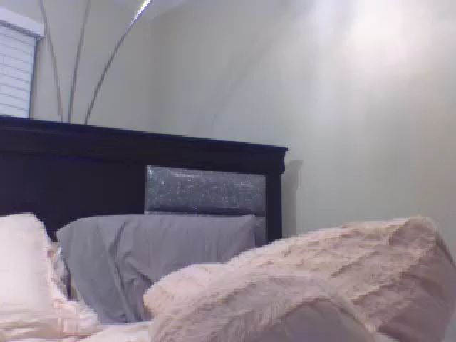 Live sex webcam photo for BeautifulKash #270951056