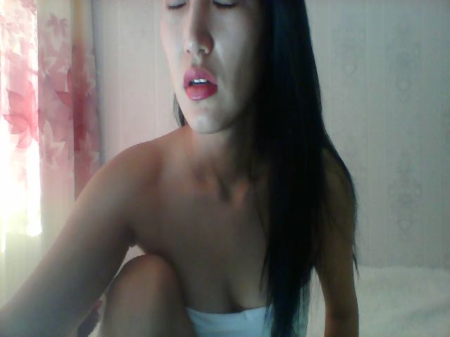 Live sex webcam photo for SweetRo0mance #270951811