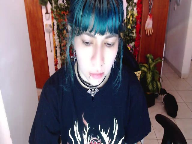 Live sex webcam photo for umaru_michae #270963410