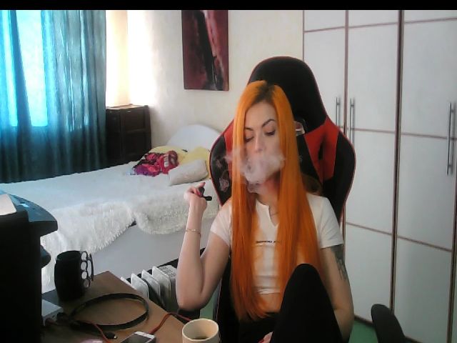 Live sex webcam photo for LuckyStarlet #270955475