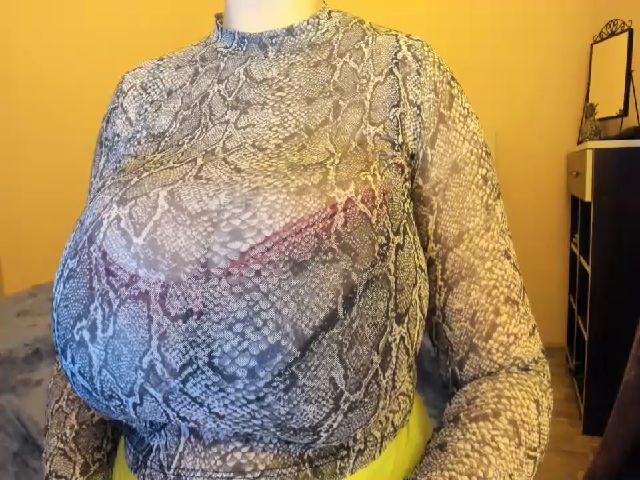 Live sex webcam photo for takecareofme #270959083