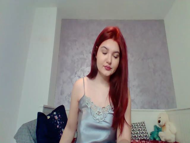 Live sex webcam photo for JessAddict #270965779