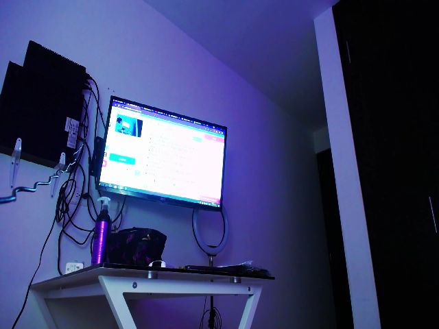 Live sex webcam photo for Darlaa__doll #270955187