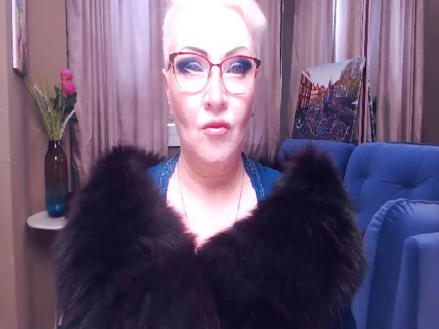 Live sex webcam photo for LadyXAnna #270954764