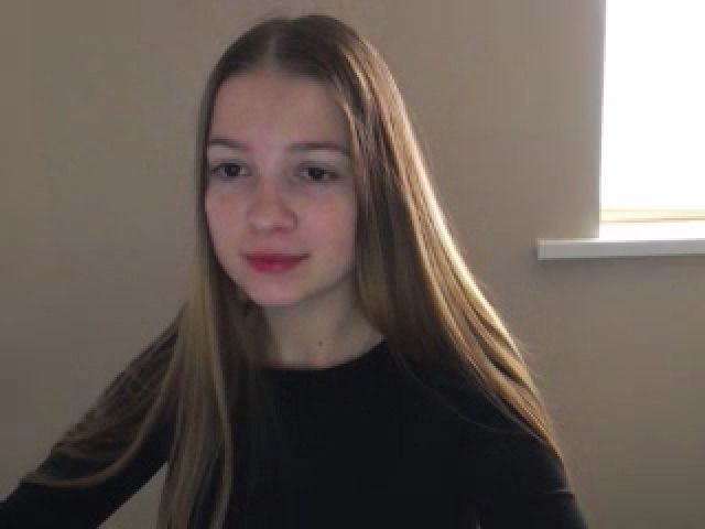 Live sex webcam photo for EmiStern #270954431