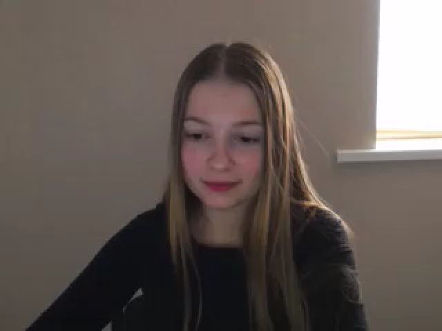 Live sex webcam photo for EmiStern #270955981