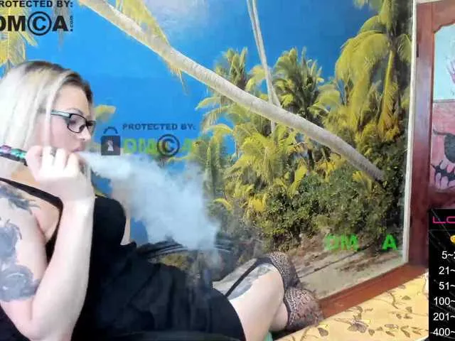 Live sex webcam photo for -Daiquiri- #270952922