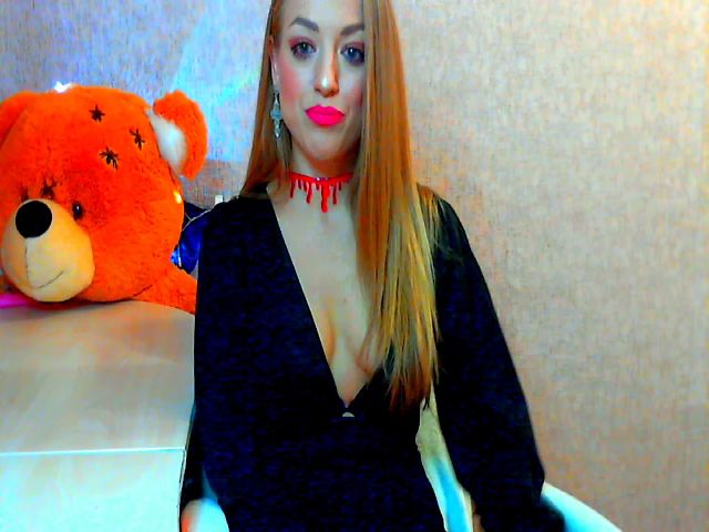 Live sex webcam photo for Hollyda #270948191