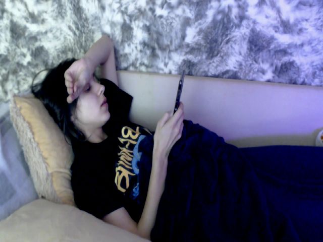 Live sex webcam photo for FoundError404 #270951508