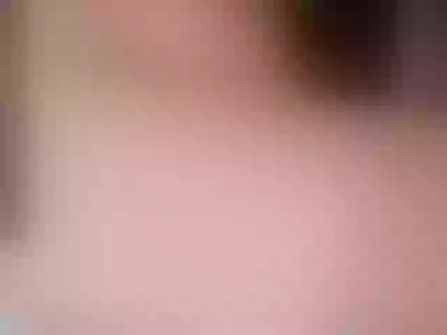 Live sex webcam photo for SophieSaenz #270962602