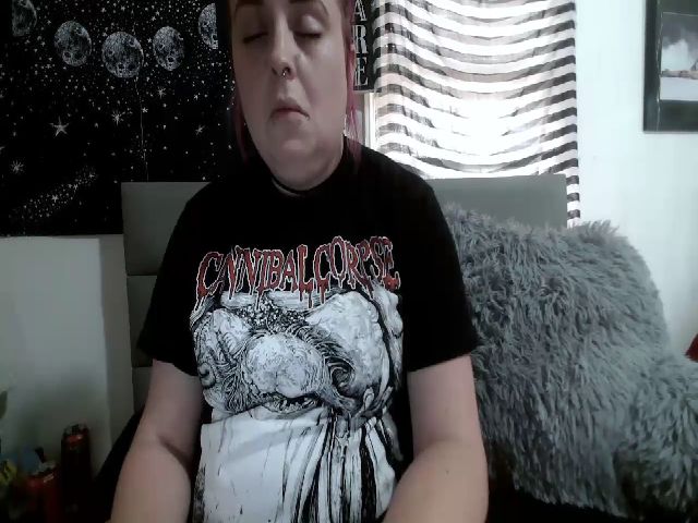 Live sex webcam photo for Weetziebabe #270959056