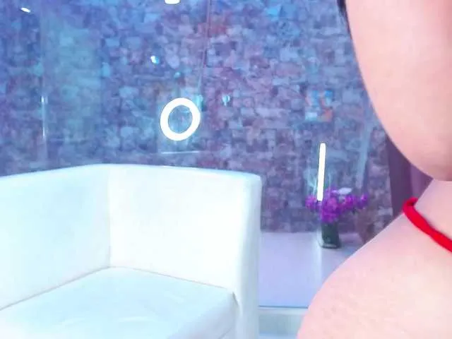 Live sex webcam photo for DeyaneShane #270962257