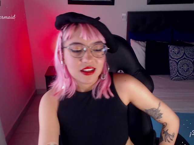 Live sex webcam photo for cherry-mermai #270962630