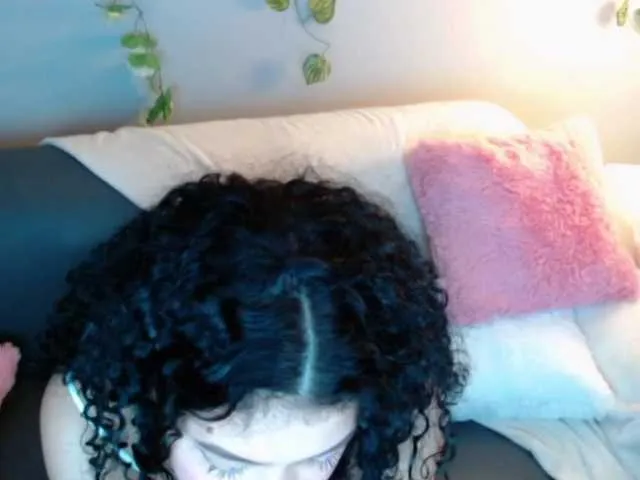 Live sex webcam photo for Liscarter #270948780
