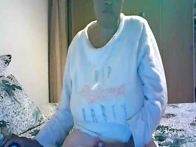 Live sex webcam photo for Crazygalx #270963299