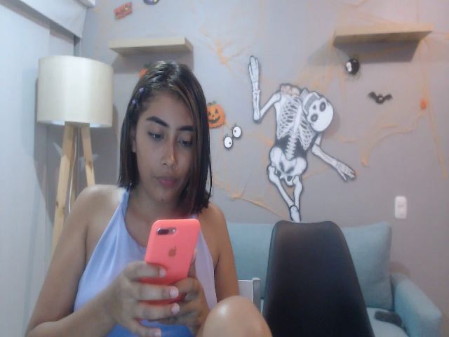 Live sex webcam photo for ly_lucy #270965722