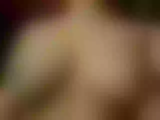 Live sex webcam photo for KayaLuan #270961561