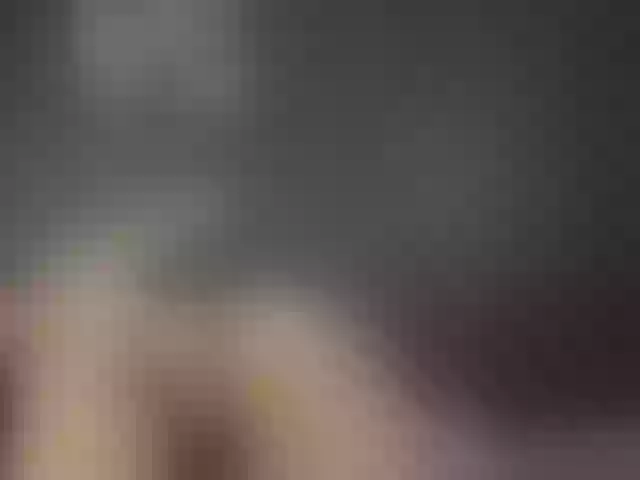 Live sex webcam photo for di-young #270952869