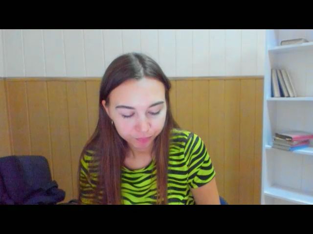Live sex webcam photo for KarlyKloss #270952698