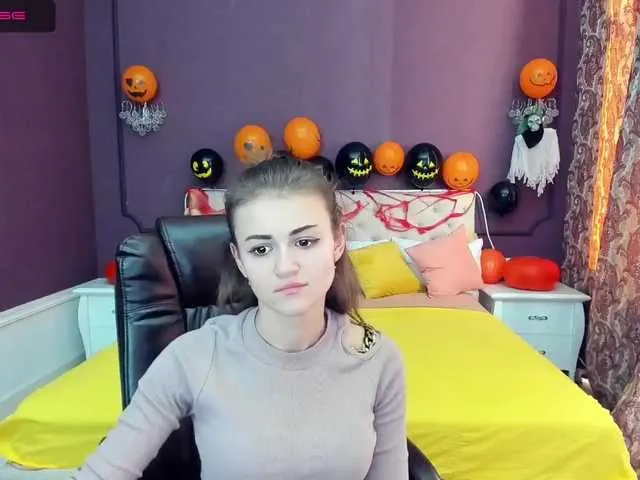 Live sex webcam photo for LiliDanger #270956737