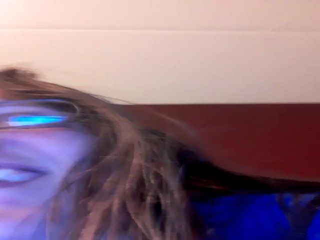 Live sex webcam photo for WetAsl4u #270954924