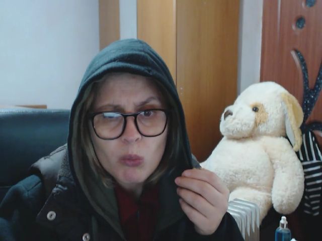 Live sex webcam photo for Squirtcumxx1 #270960206